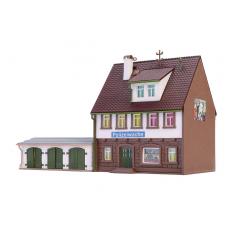 47776 Polizeiwache mit Garage dreiständig - Viessmann N