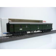 Märklin 4379 H0 Eilzug Gepäckwagen DR 51 50 92-43 629-0 grün  wie ladenneu !!