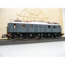 Roco 43660 H0 electric locomotive BR E 18 08 DRG museum edition in wooden box 2L = like brand new!!