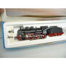 Märklin 3099 H0 steam locomotive BR 38 of the DR with light 38 3553 black