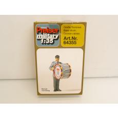 Preiser 64355 1:35 Heeresmusikkorps Musiker mit Große Trommel - unbemalt