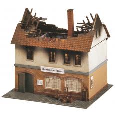 Faller 130429 H0 Brandruine Gasthaus Zur Sonne 114 Teile 136x119x119mm