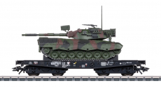 Märklin 48879 H0 Schwerlast-Flachwagen Rlmmps 650 der DB Epoche IV beladen mit Leopard 1A1