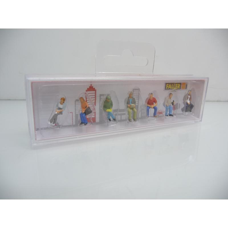 Faller 151662 H0 7 Sitzende Personen I