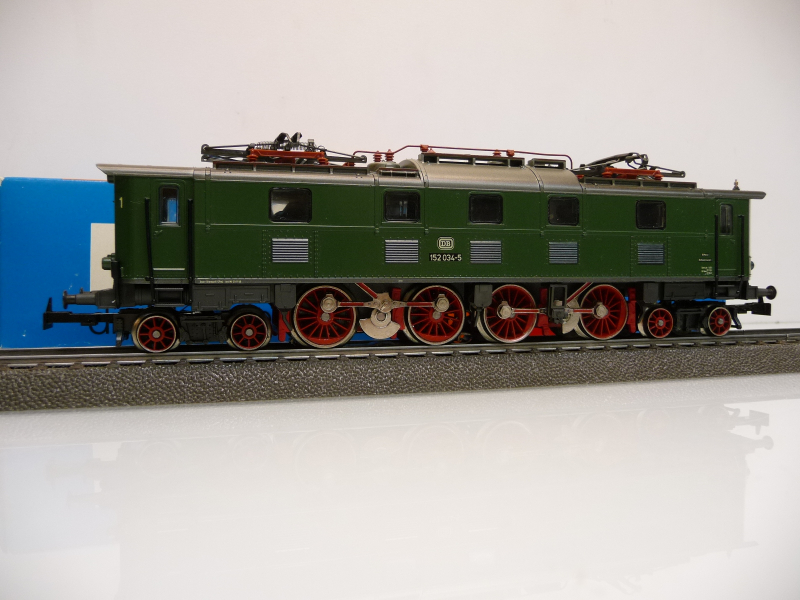 Märklin 3366 H0 Elektrolok BR 152 034-5 grün der DB Ep. IV TOP in OVP