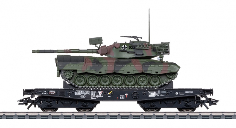 Märklin 48879 H0 Schwerlast-Flachwagen Rlmmps 650 der DB Epoche IV beladen mit Leopard 1A1