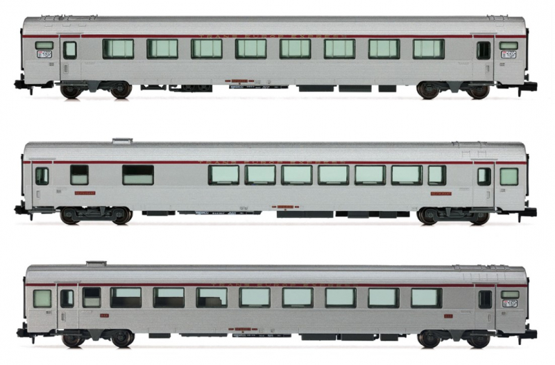 Arnold HN4440 N 3-tlg. Set TEE Reisezugwagen „Cisalpin Mailand - Paris in silberner Lackierung SNCF Ep. IV