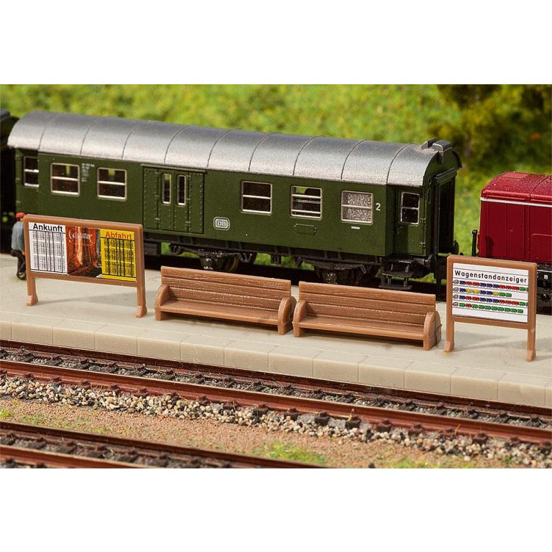 Faller 272904 N Bahnsteigbänke, Werbetafeln