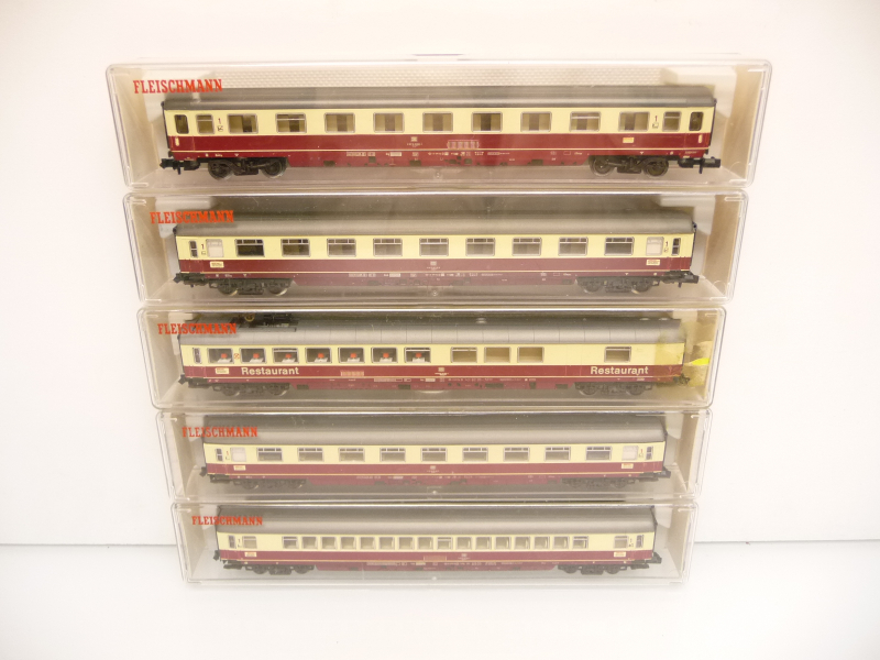 Fleischmann N 1:160 5-teiliger IC-Zug der DB beige/rot Epoche IV Eurofima TOP mit Licht