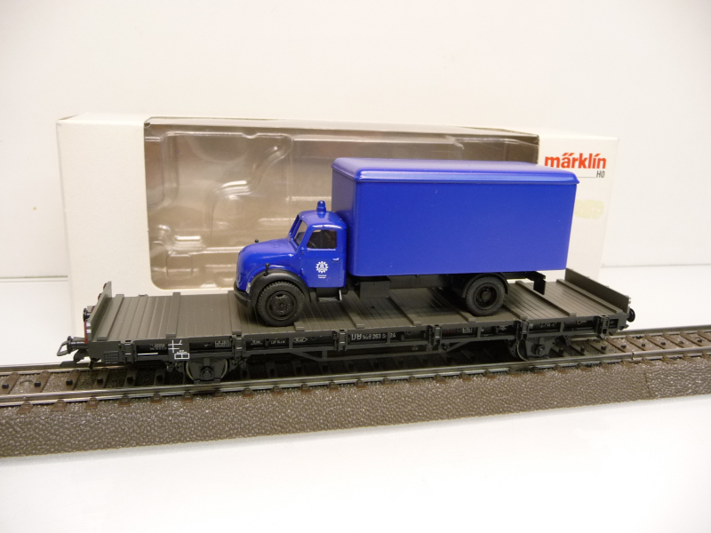 Märklin 48724-03 H0 Flachwagen Sm24 der DB beladen mit THW-LKW TOP in OVP