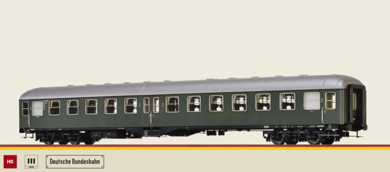 Brawa 58106 H0 Personenwagen BCymgb-51 grün der DB Epoche III mit LED NEU