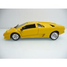 05837 Lamborghini Diablo in gelb aus Italien - Polistil 1:18