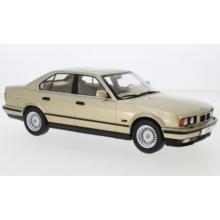 MCG 1:18 18159 BMW 5er (E34), metallic-beige von 1992