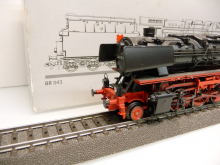 Märklin 37885 H0 Dampflokomotive BR 043 mit Ölfeuerung der DB Epoche IV Digital mit Sound
