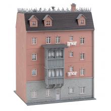 Faller 130627 H0 Stadthaus mit Kanzlei 145x145x201mm 209 Teile