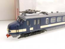 Piko 57370 H0 Hondekop Benelux NMBS 220901 Epoche III - 3L~ AC DIGITAL für Märklin - NEU