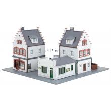 Faller 130167 H0 Tankstelle Hesselbach 250 Teile 240x237x137mm