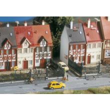 Noch 13100 H0 Villenzaun 14 Teile ca. 84cm lang