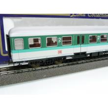 Lima 309472 H0 Nahverkehrs-Personenwagen Bn der DB 22-54 132-2 grün Ep. V