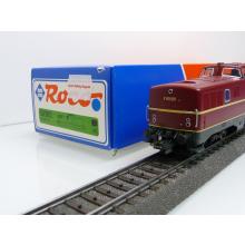 Roco 69380 H0 diesel locomotive V 80 010 of the DB old red Ep. III AC version