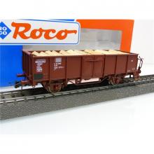 Roco 46970.5 H0 Open freight wagon with wood load of the DB 509 1 973-9 brown
