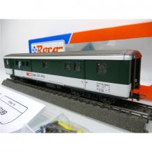 Roco 45189 H0 Gepäckwagen der SBB Ep. V Bauart D 92-33606-1