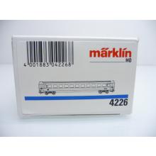Märklin 4226 H0 Großraumwagen 1.Kl. der DB 61 80 18-95 206-8 Apmz rot / grau  wie NEU !!