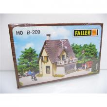 Faller B-209 H0 single-family house