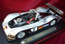 Maisto 1:18 38881 Audi R8R Le Mans 1999 # 8