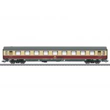 Märklin 43852 H0 TEE / IC Wagen DB beige / rot 61 80 19-90 117-1 Avmz 111 mit LED der DB