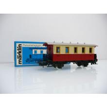 Märklin 4107 Kleiner Personenwagen 2-achsig beige / rot wie NEU in OVP