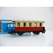 Märklin 4107 Kleiner Personenwagen 2-achsig beige / rot wie NEU in OVP