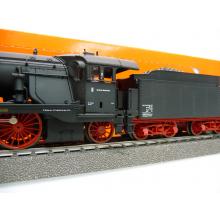Roco 43217 H0 Schlepptenderlokomotive BR 18.1 der DB Ep. III Analog