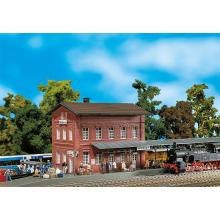 Faller H0 110099 Waldbrunn train station 82 individual parts 240 x 125 x 135 mm Ep. I