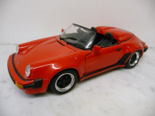 Maisto 1:18 Porsche 911 Carrera Speedster 1989 rot