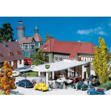 Faller 130347 H0 BP-Tankstelle 192 x 141 x 64 mm Ep. II 135 Einzelteile in 3 Farben