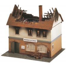 Faller 130429 H0 Brandruine Gasthaus Zur Sonne 114 Teile 136x119x119mm
