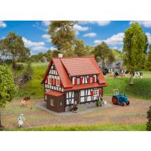 Faller 131374 H0 Fachwerkhaus 121x126x95mm Ep. II