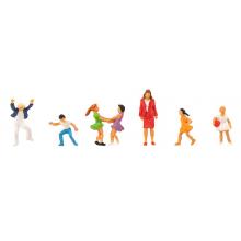 Schulkinder mit Lehrerin Faller H0 150958