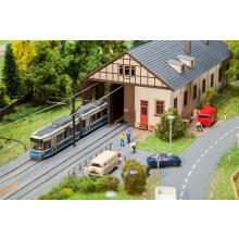 Faller 222101 N Straßenbahndepot Naumburg 190x99x74mm Ep. III