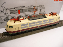Märklin 39579 H0 Elektrolok BR 103 137-6 der DB TEE/IC beige/rot C-Sinus fx Digital