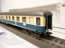 Märklin H0 43125 Eilzugwagen ABym(b)411 240-5 DB Ep IV türkis / beige Innenbeleuchtet in OVP
