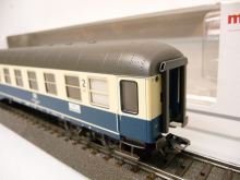 Märklin 43335 H0 Steuerwagen BDylb456 der DB blau/beige Ep. IV mfx Digital mit LED-Innenbeleuchtung