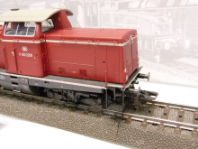 Märklin 37176 H0 Diesellok V 100 2209 der DB altrot Ep. III mfx Digital mit Sound