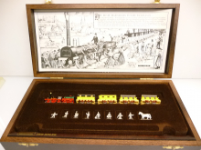 Minitrix 51 1010 00 N Der Adler 5-teilig mit 9 Zinnfiguren in edler Holzbox TOP in OVP