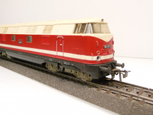 Gützold H0 Diesellokomotive BR 118 117-1 der DR rot/weiß Epoche IV - 2L= DC