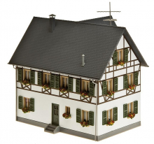 Faller 130259 H0 Zweifamilienhaus mit Fachwerk ab Epoche III