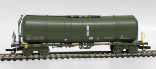 Igra Model 96210065 H0 Kesselwagen Zacns 88 NATO Militär 1 der CZ olivgrün 899 Epoche VI NEU