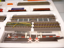 Roco 41152 H0 Startset mit Diesellok BR 215 + 3 Waggons und Schienenset A+B TOP in OVP