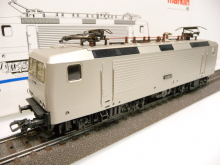 Märklin 3444 H0 Elektrolok BR 243 der DR silber MHI Sondermodell TOP